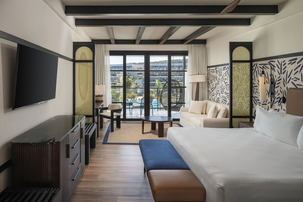 Junior Suite Pool View - Photo 1