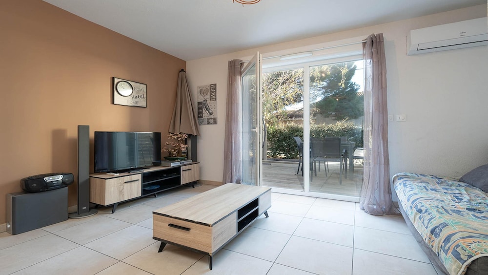Villa photo 3