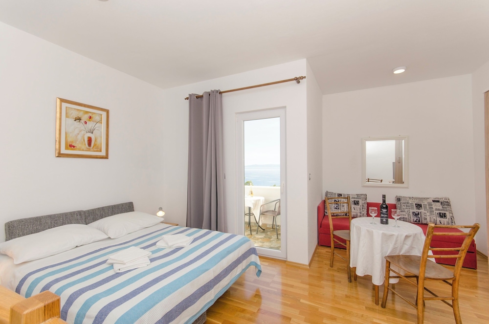 Apartment (A2) photo 1