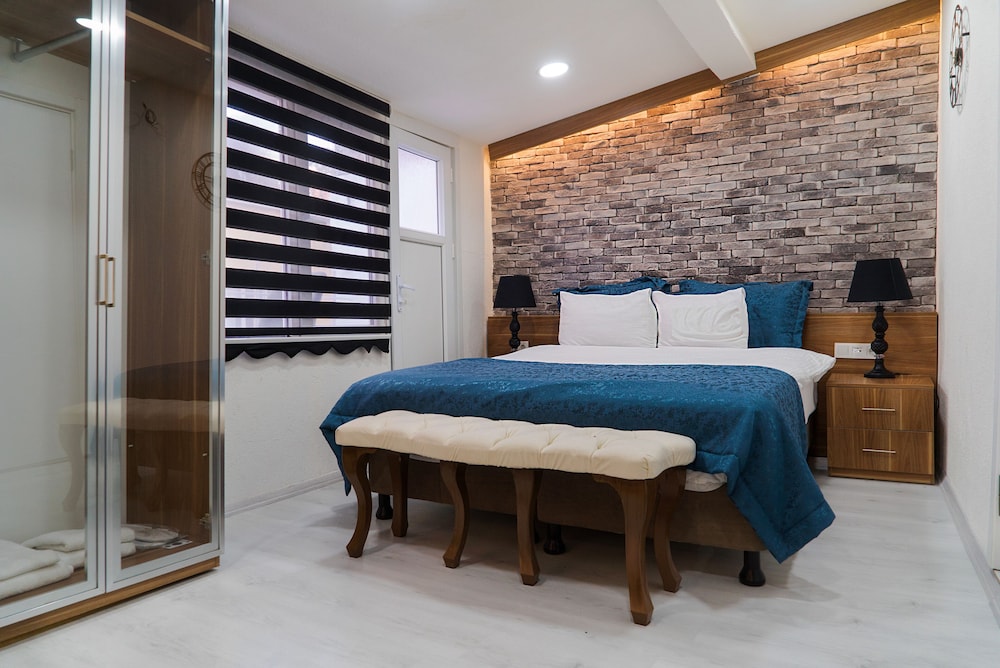 Standard Room, City View photo 1