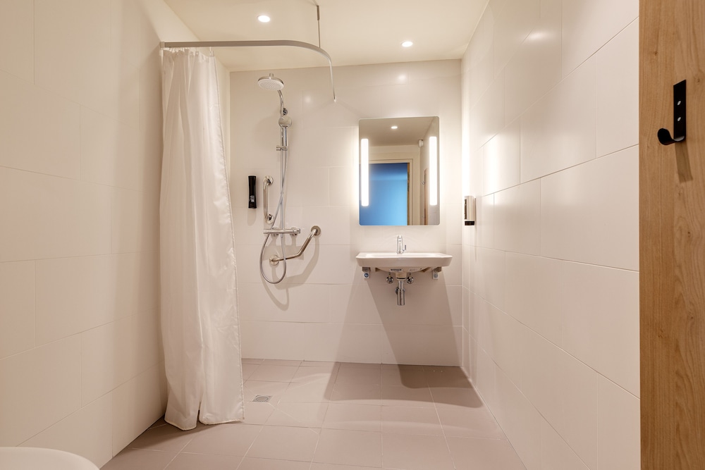 Double Room, Mobility Accessible, Non Smoking - Photo 5
