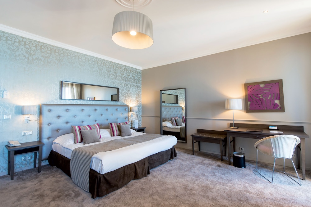Double or Twin Room, Sea View