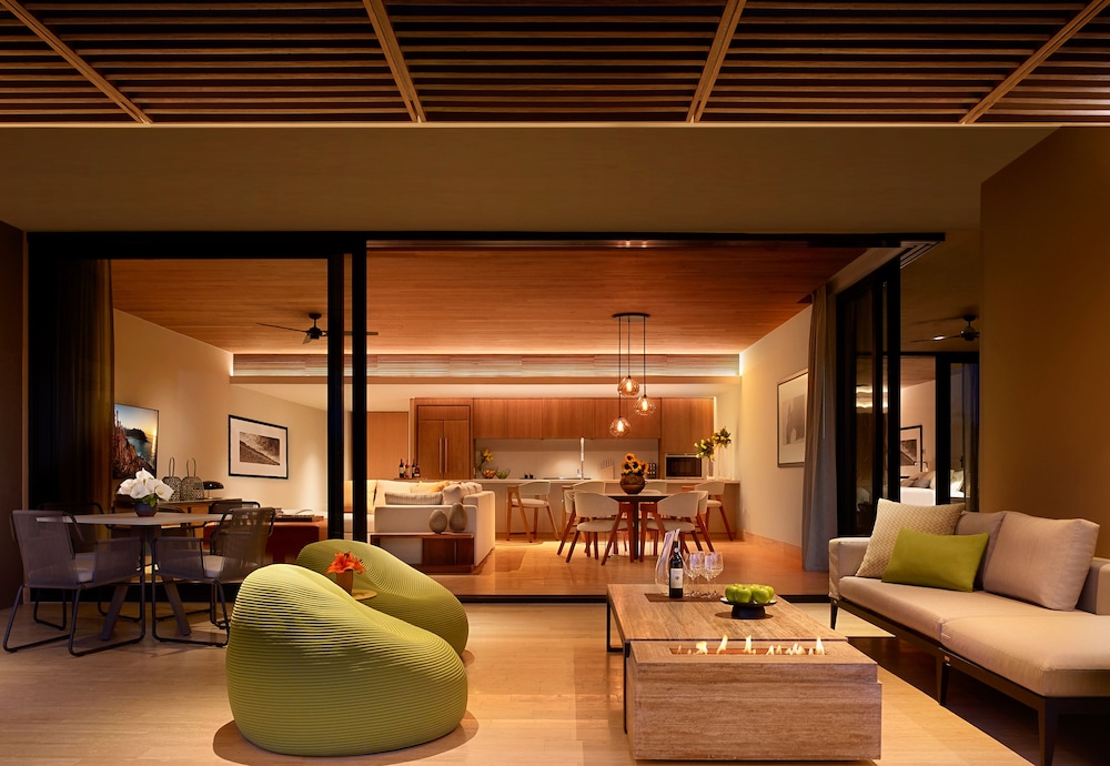 Ocean View Two Bedroom Queen Residence