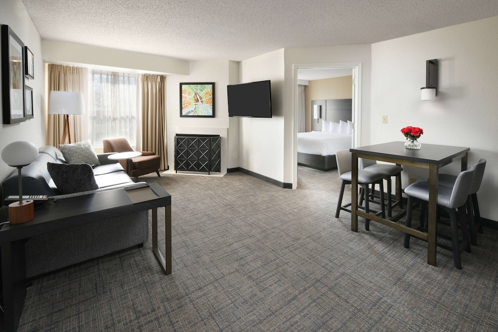 Suite, Multiple Beds, Accessible (Mobility Roll in Shower Two Bedrooms) - Photo 1
