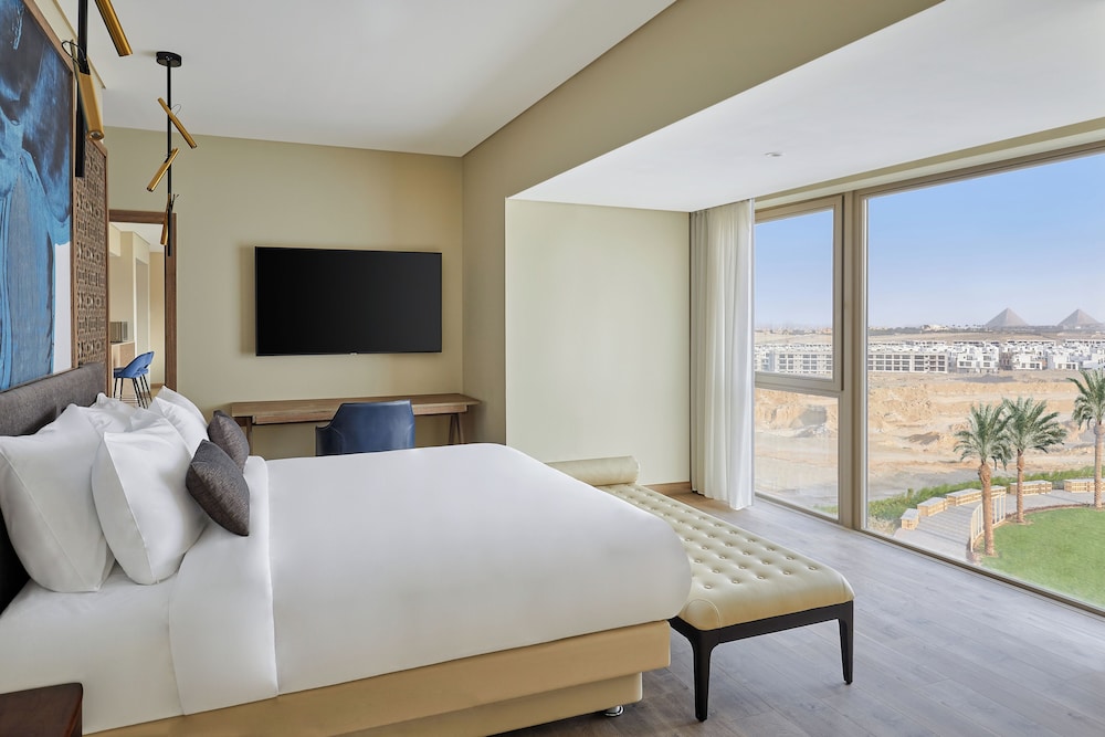 Suite (Diplomat)