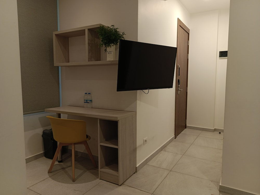 Business Room photo 3