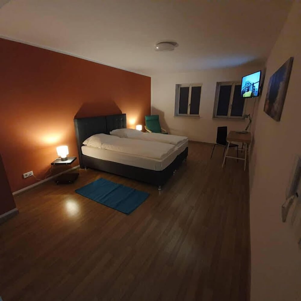 Single Room photo 2