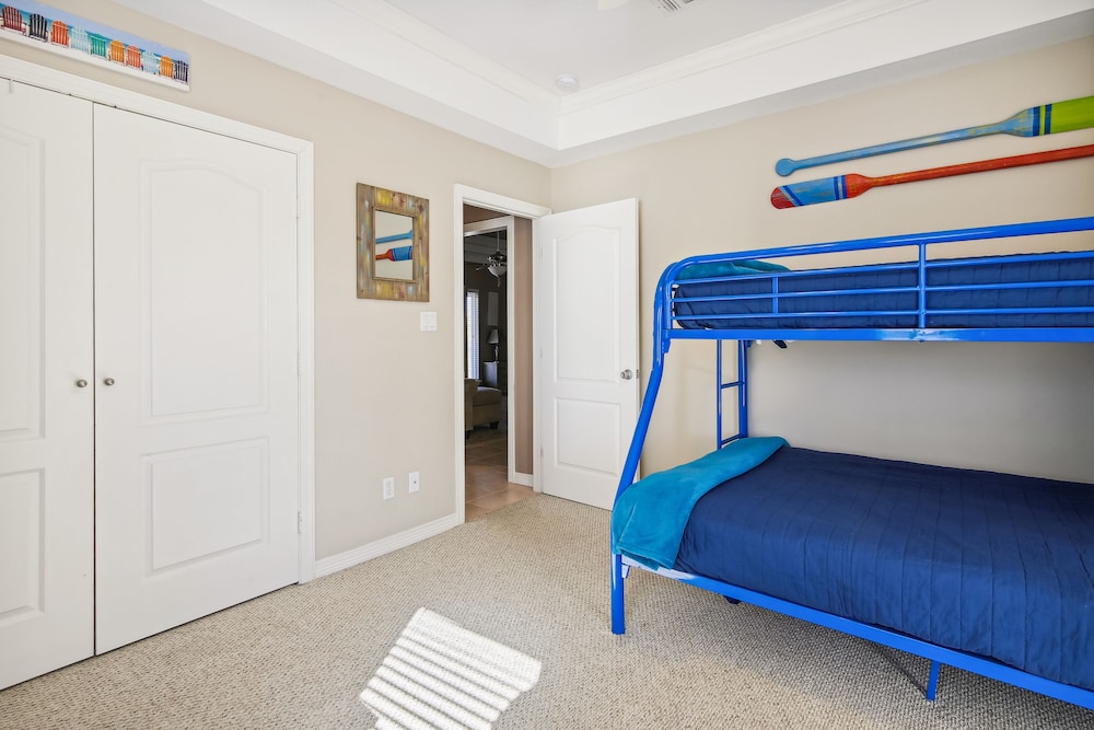 House, Multiple Beds, Kitchen, Beach View photo 1