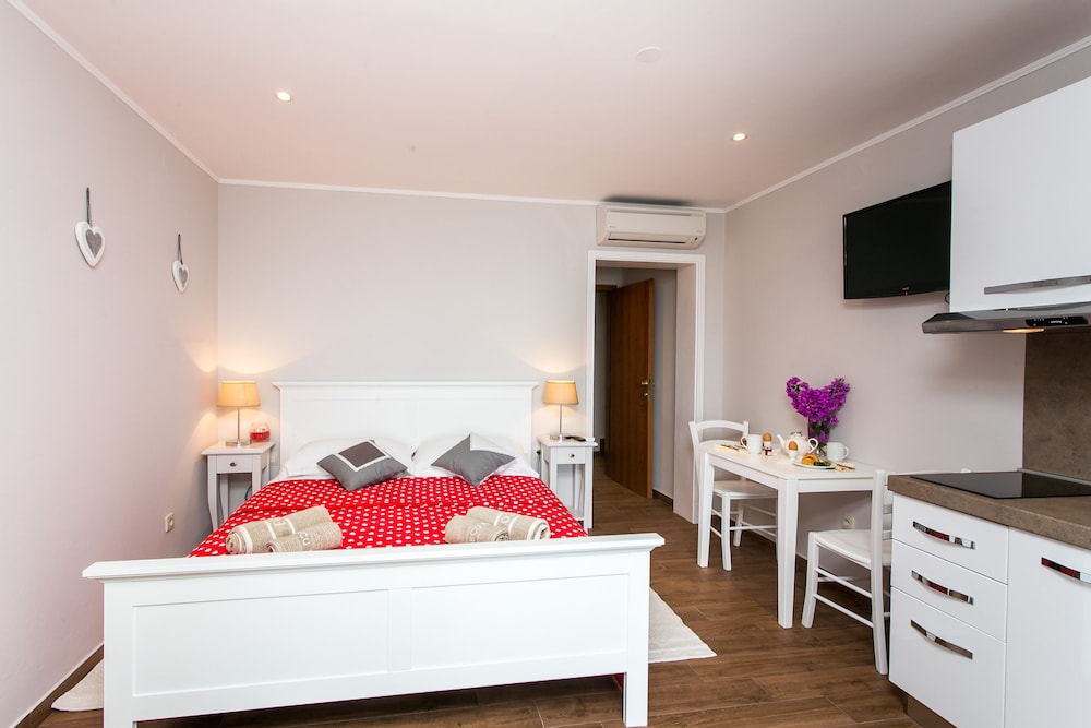 Studio, Terrace, Sea View photo 1