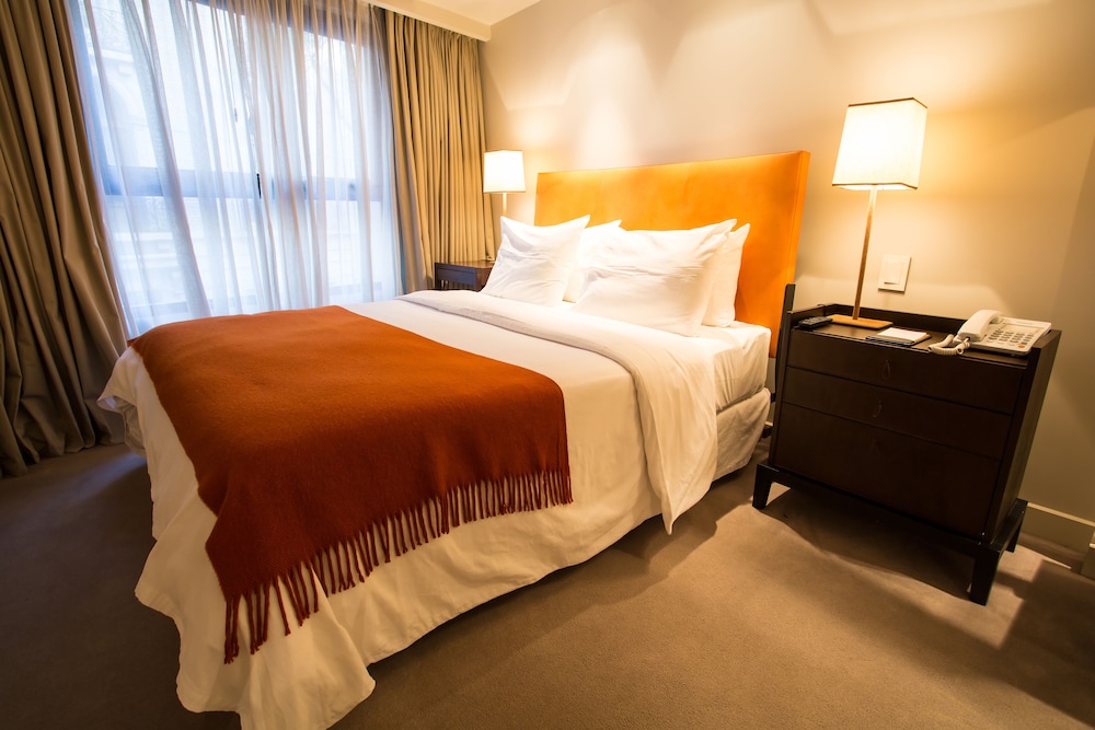 Standard Room, 1 Queen Bed photo 1