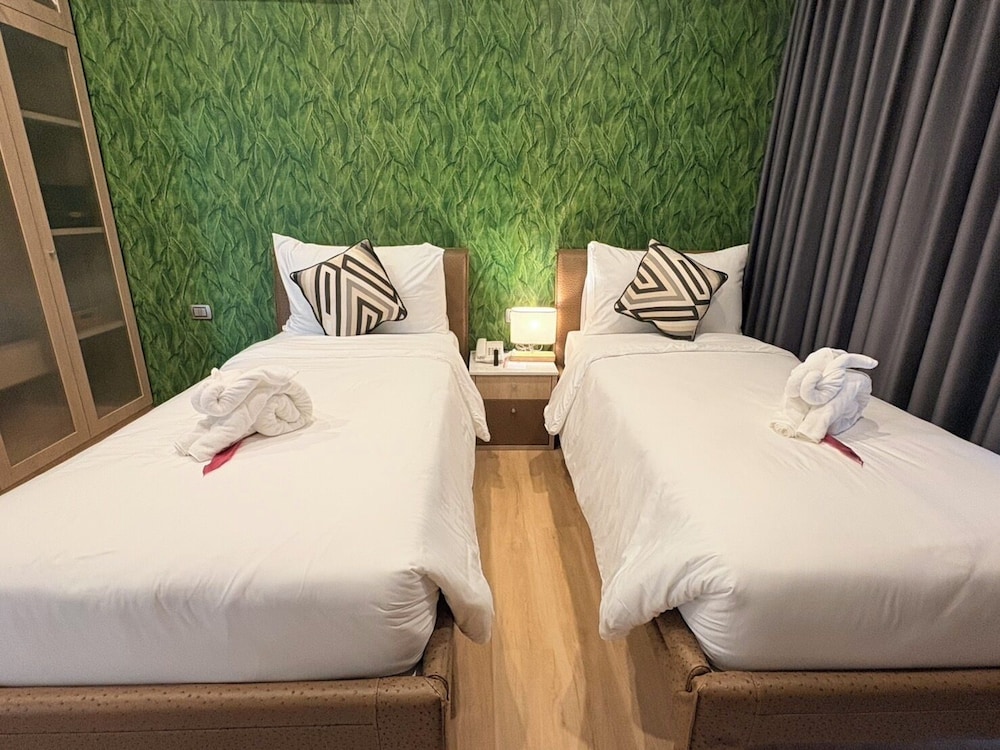 Deluxe Twin Room, 2 Twin Beds - Photo 6