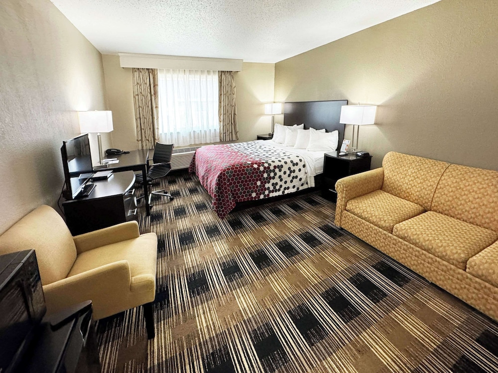 Standard Room, 1 King Bed - Photo 1
