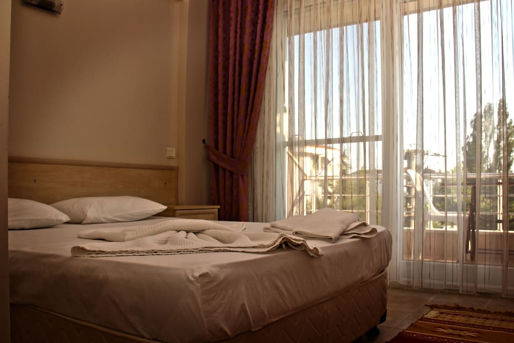 Double Or Twin Room, 1 Double Or 2 Twin Beds