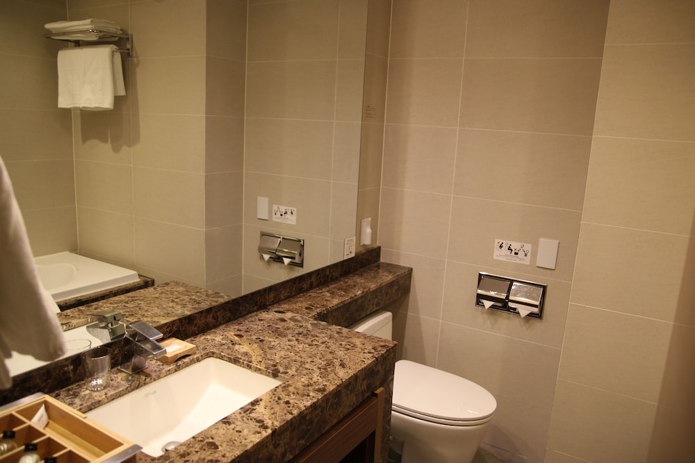 Standard Twin Room photo 2