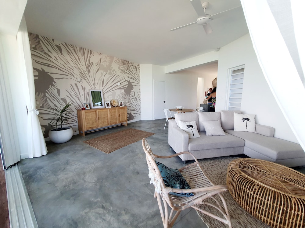Luxury Villa photo 2