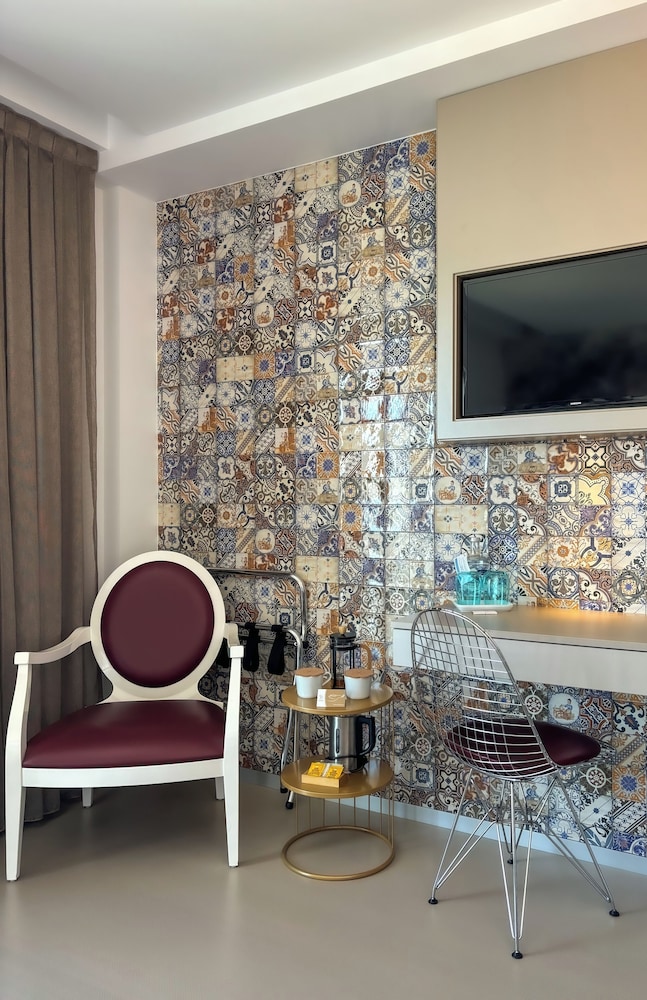 Premium Double Room, Balcony, City View photo 3