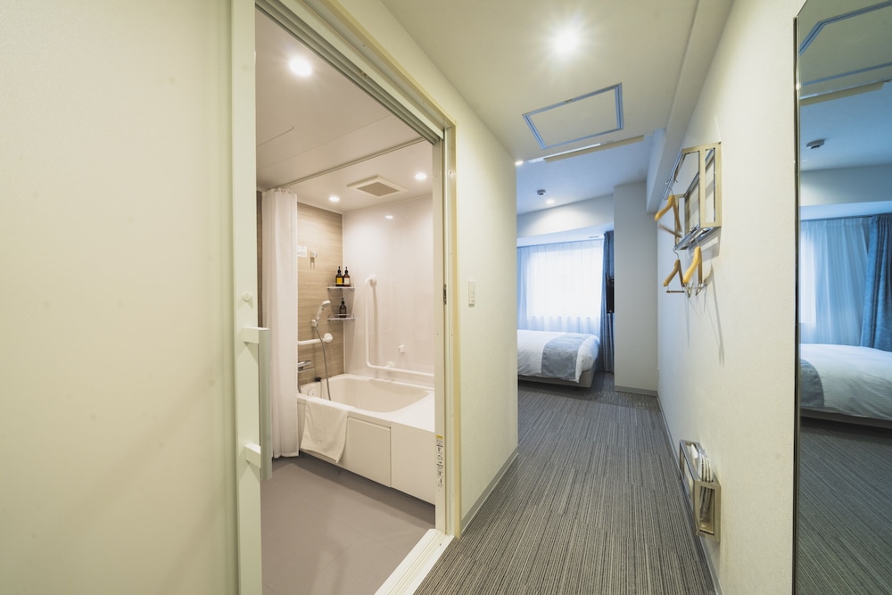 Universal Double Room, Non Smoking - Photo 1
