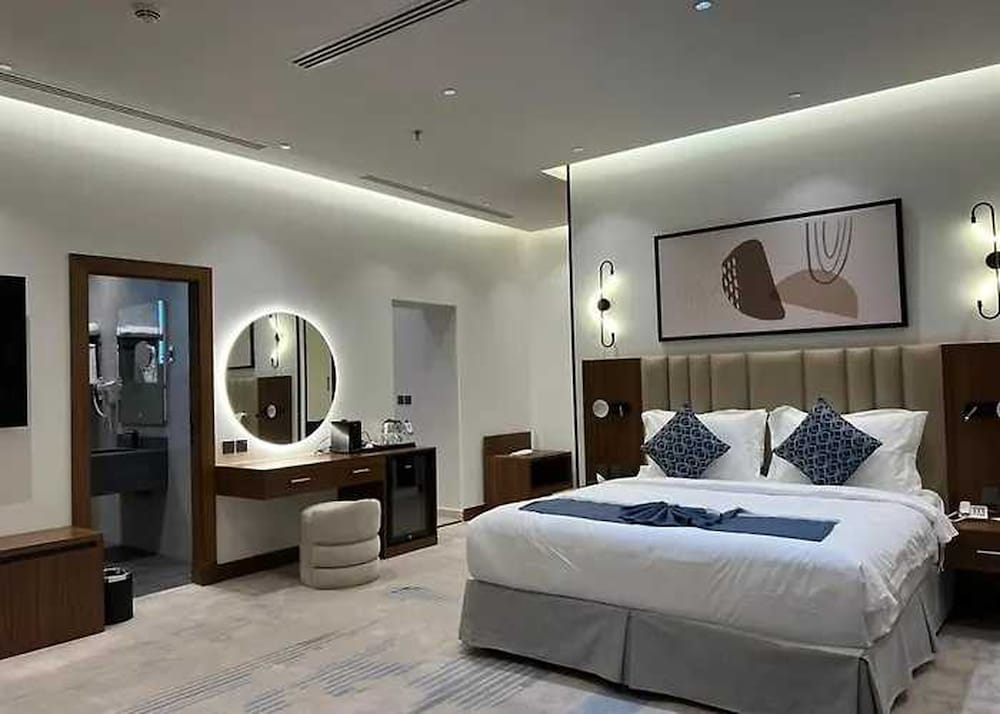 Deluxe Room, 1 Queen Bed