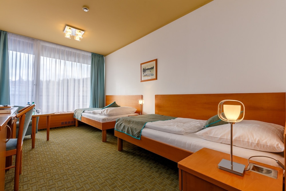 Double or Twin Room - Photo 1