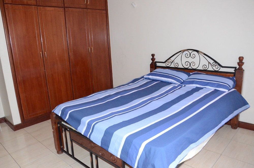 Double Room (Delight 1)