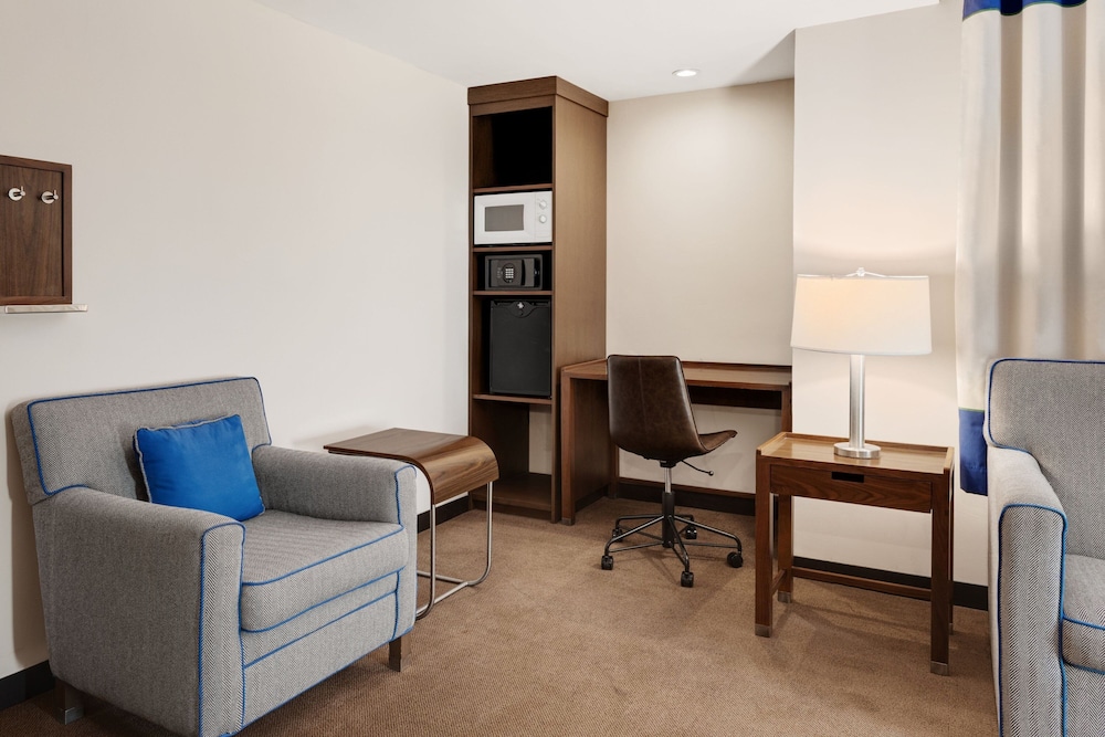 Premium Suite, 1 Bedroom - Photo 2
