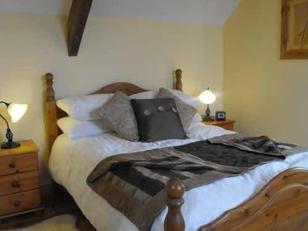 Cottage, Ensuite (The Stable - Y Stabl) photo 2