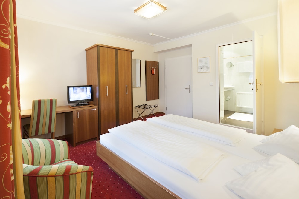 Premium Double Room photo 3