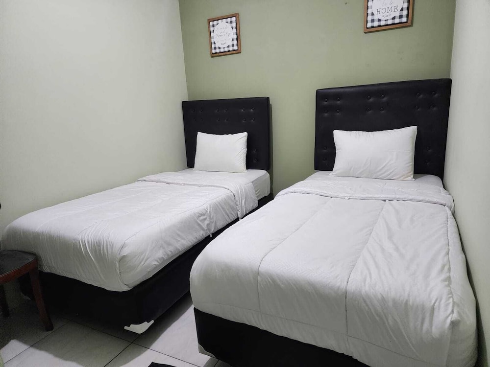 Deluxe Room, 2 Twin Beds photo 3