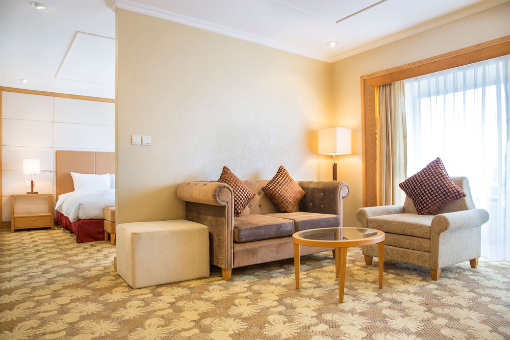 King, Suite, 1 Bedroom photo 3