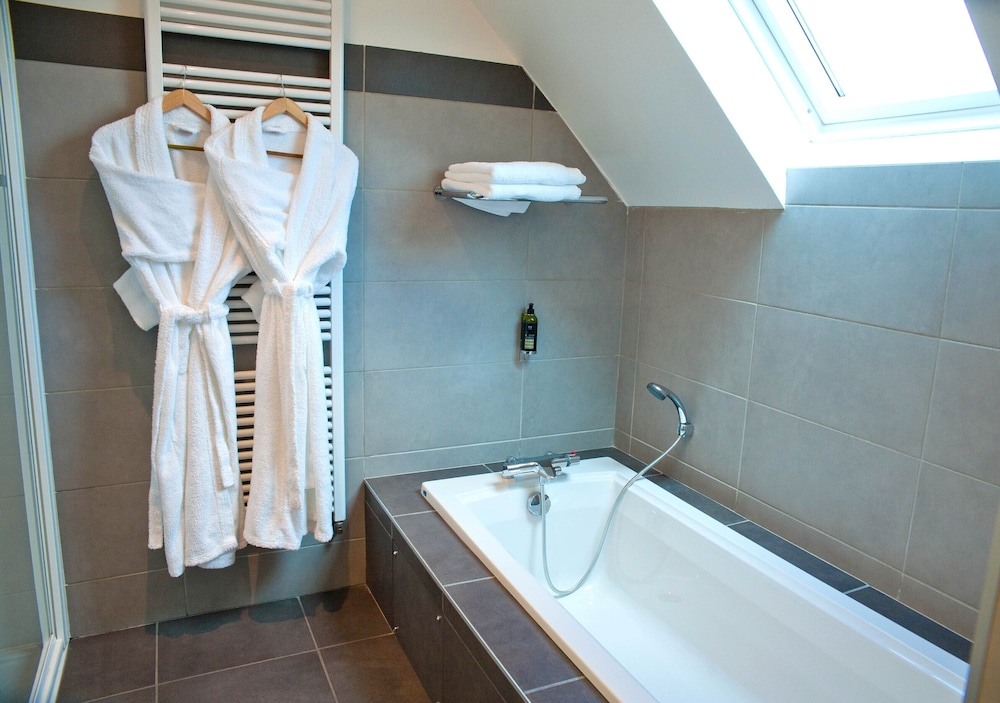 Superior Double Room - Photo 9