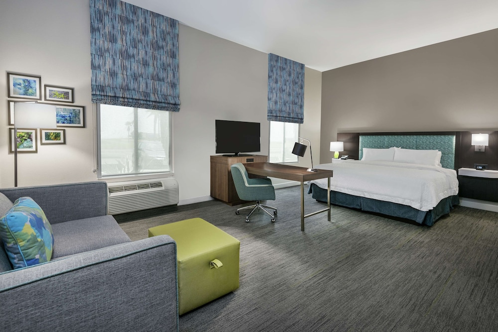 King Studio Suite - Mobility Access/Non-Smoking