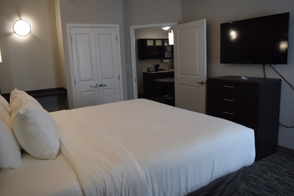 Available room