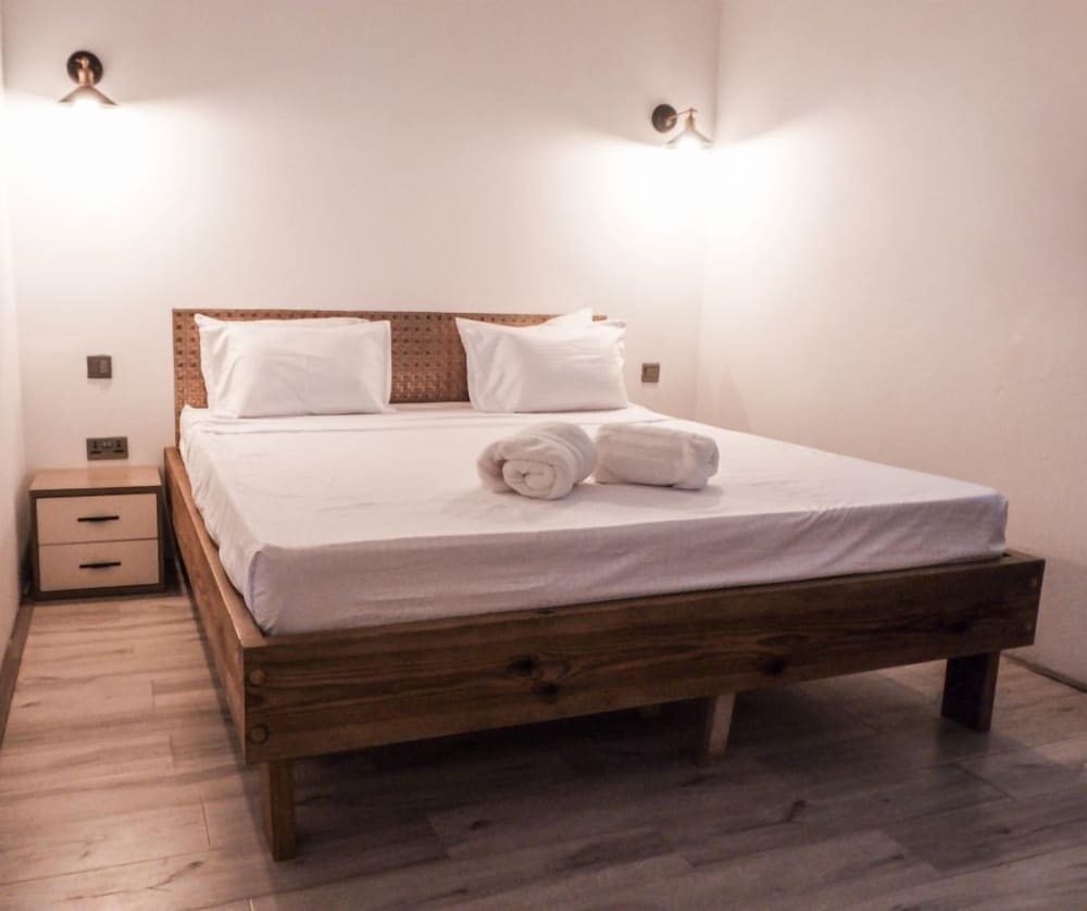 Apartment, 2 Bedrooms, Balcony