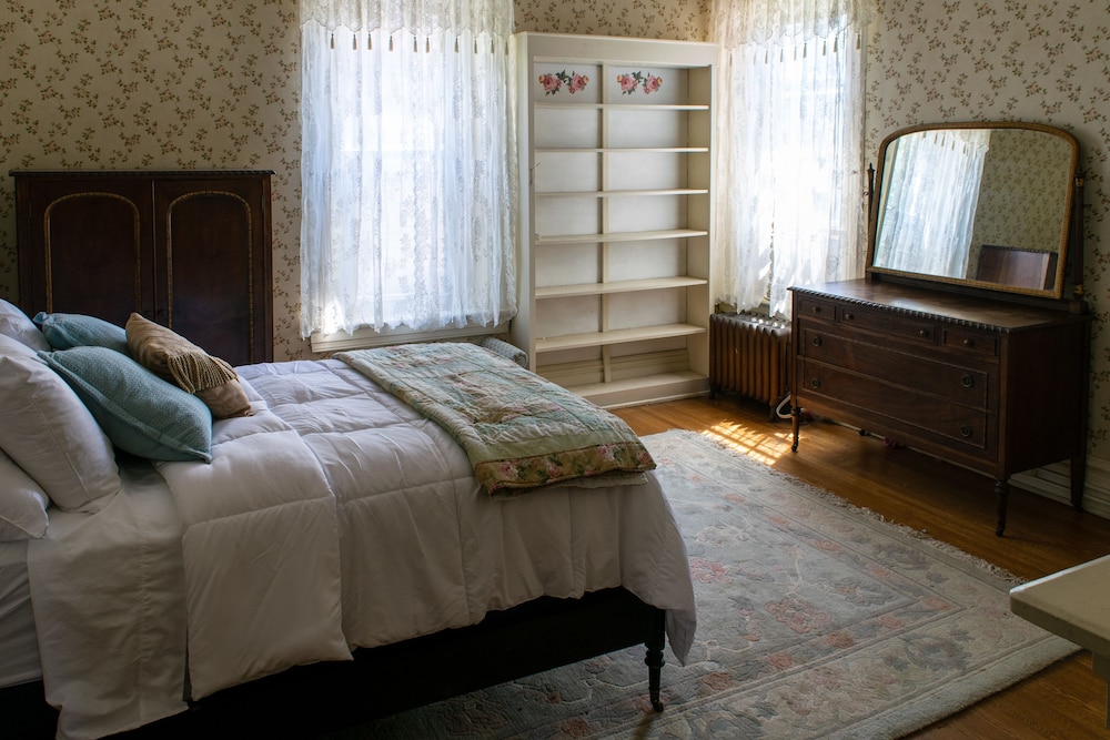 Eva Lena Room