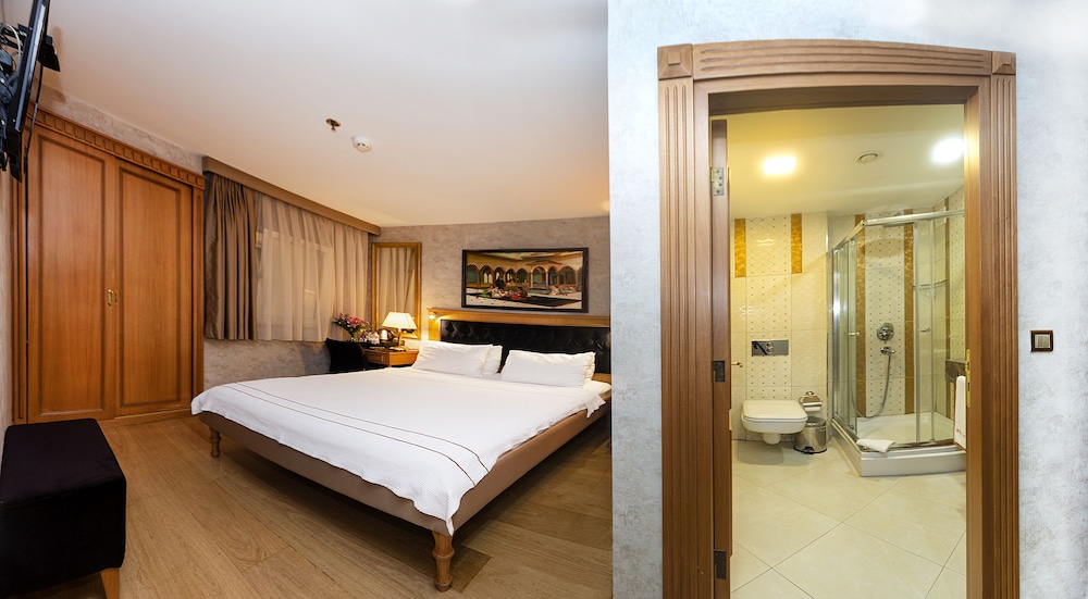 Economy Double Room photo 2