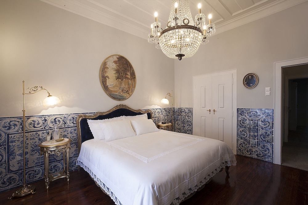 Comfort Double Room, 1 King Bed, Non Smoking, City View photo 2