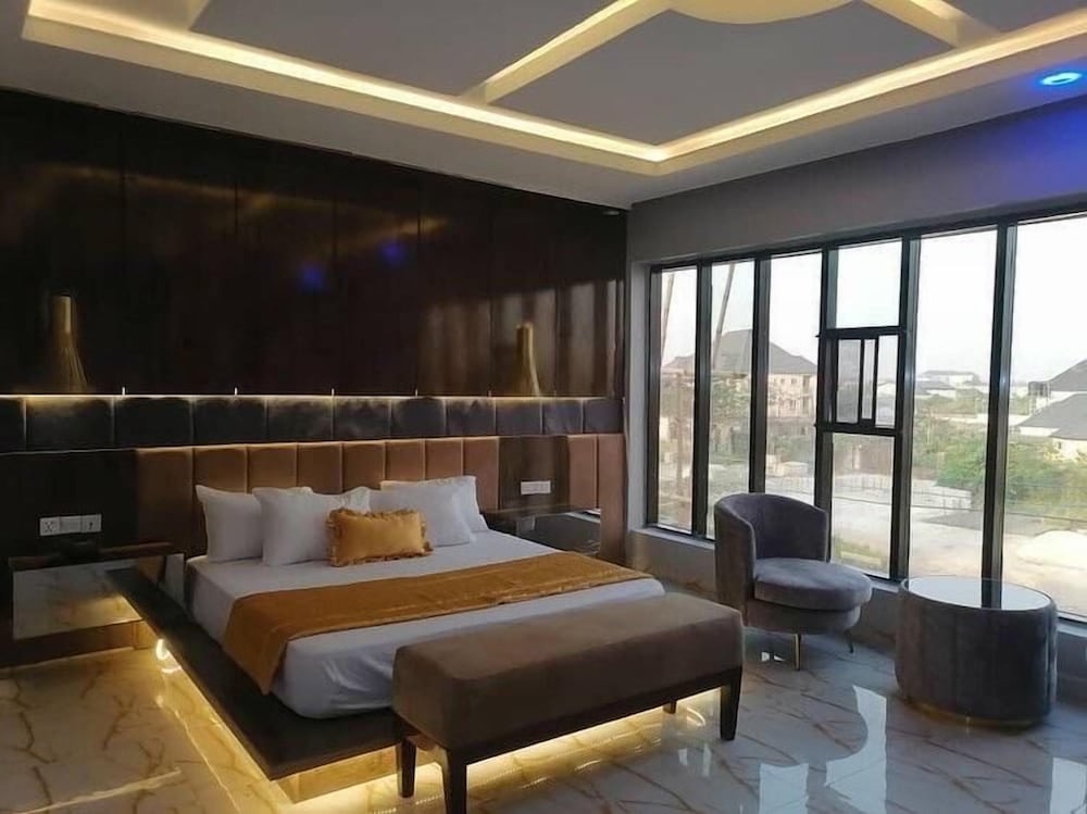 Presidential Suite photo 1
