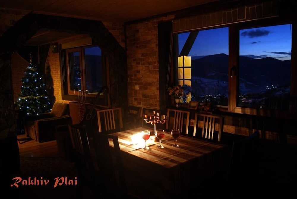 House, 3 Bedrooms, Mountain View, Mountainside photo 1
