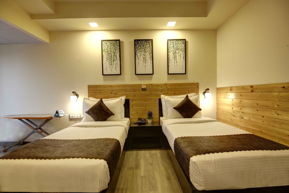 Twin Room - Photo 6