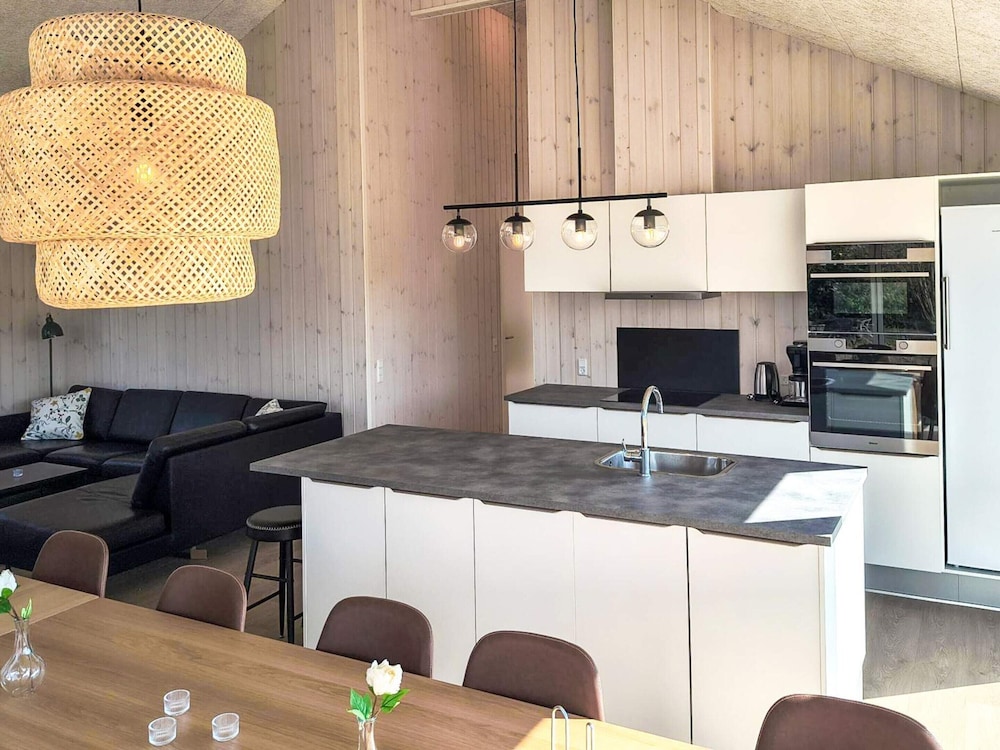 House photo 2