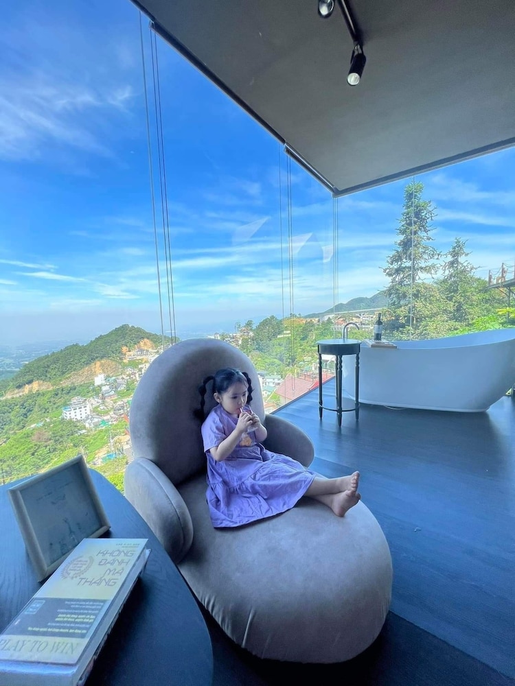 Executive Suite, 2 Bedrooms, Mountain View