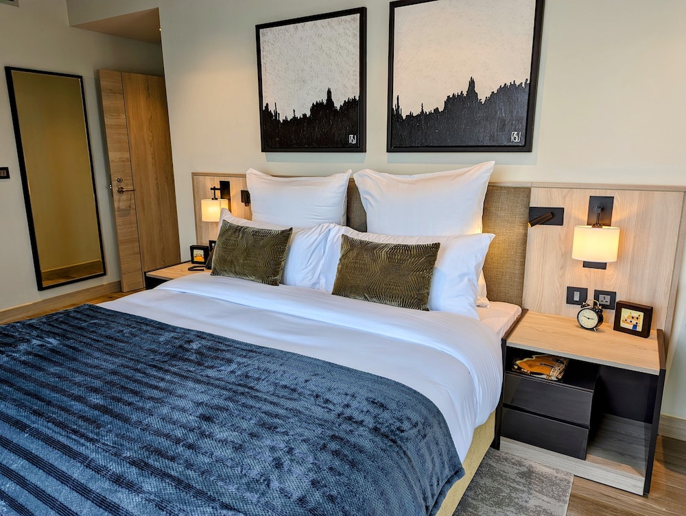 Deluxe Room, 2 Bedrooms - Photo 4