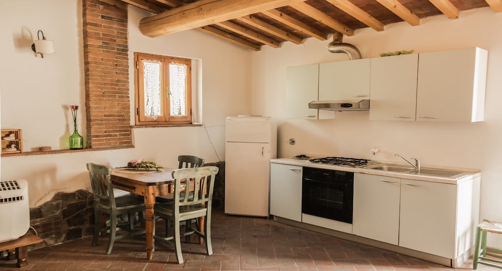 Comfort Apartment, 1 Bedroom, Accessible, Kitchen photo 2
