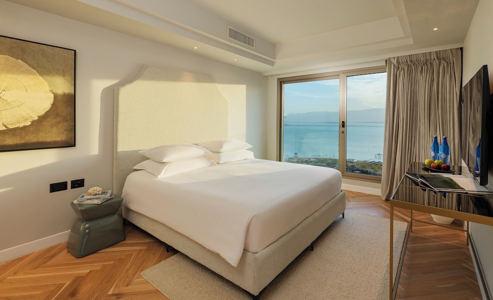 Presidential Studio Suite photo 1