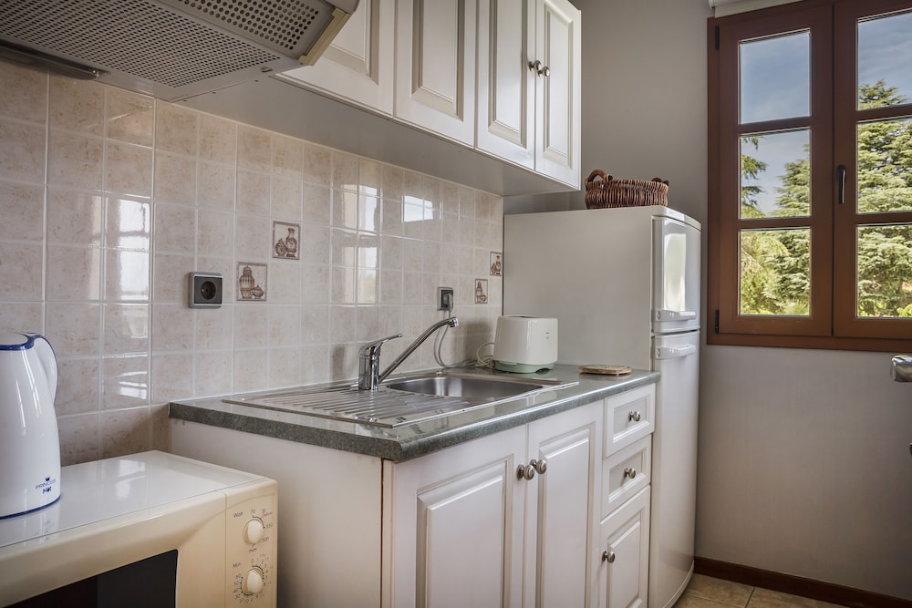 Executive Suite (No 6) photo 3