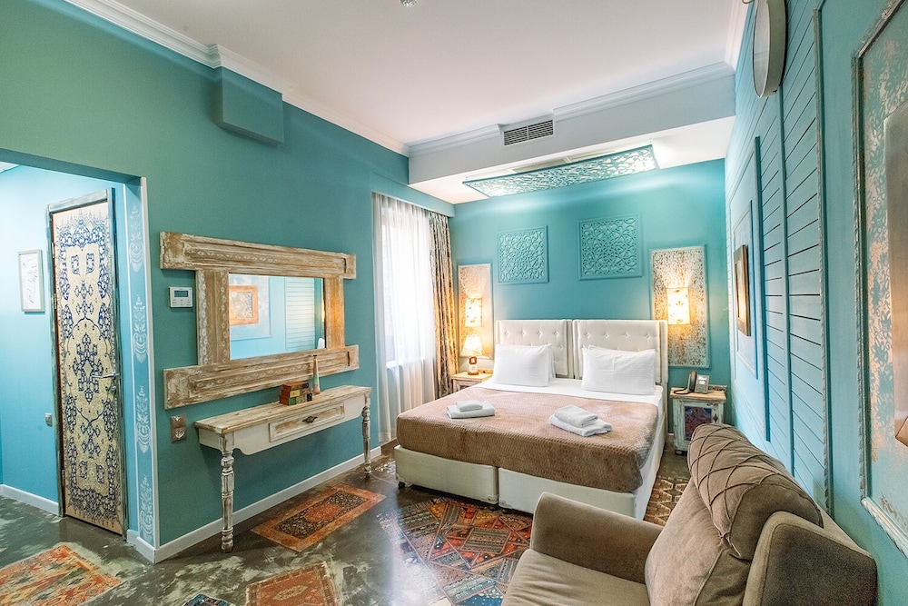 Standard Double or Twin Room photo 1
