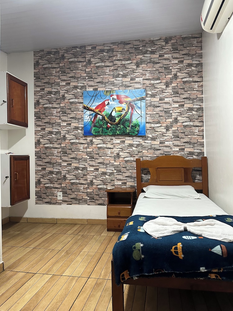 Classic Single Room