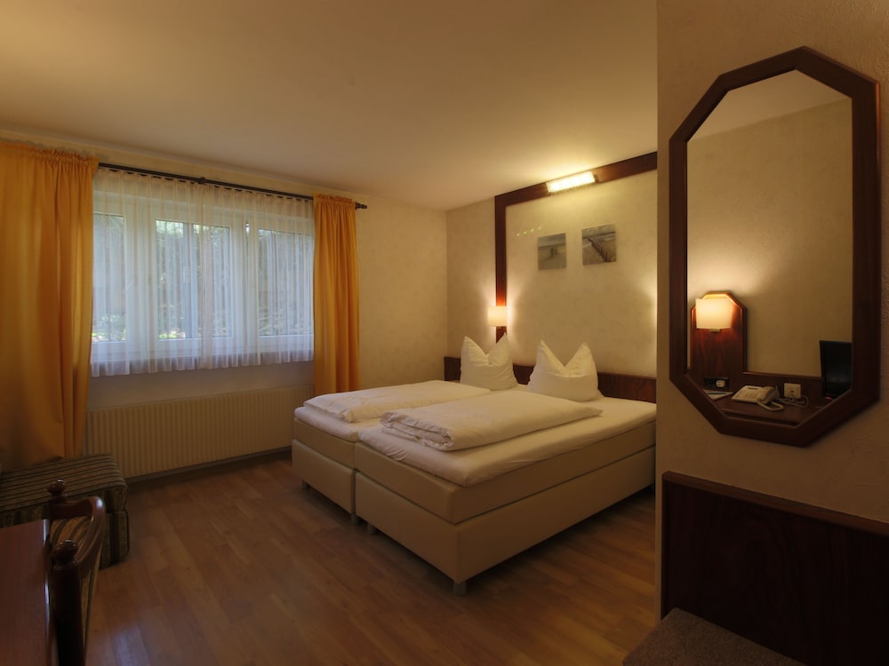 Comfort  Room B Guest House - Photo 1