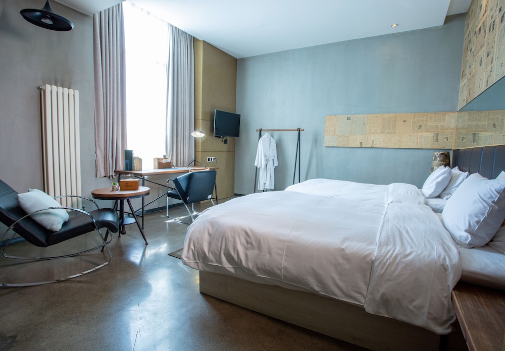 Classic Twin Room