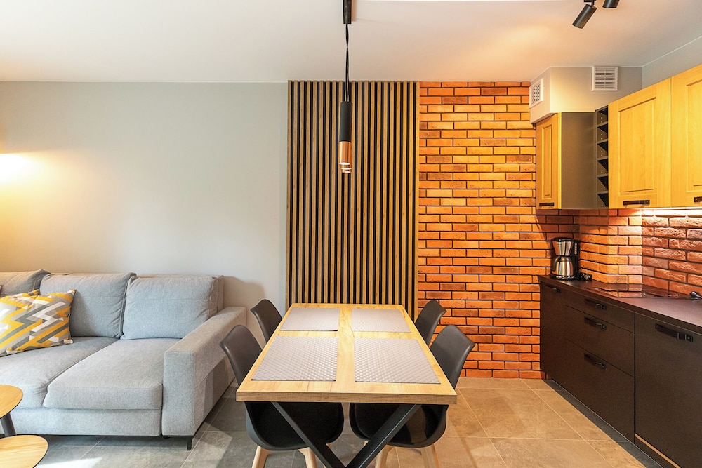 Classic Apartment - Photo 8